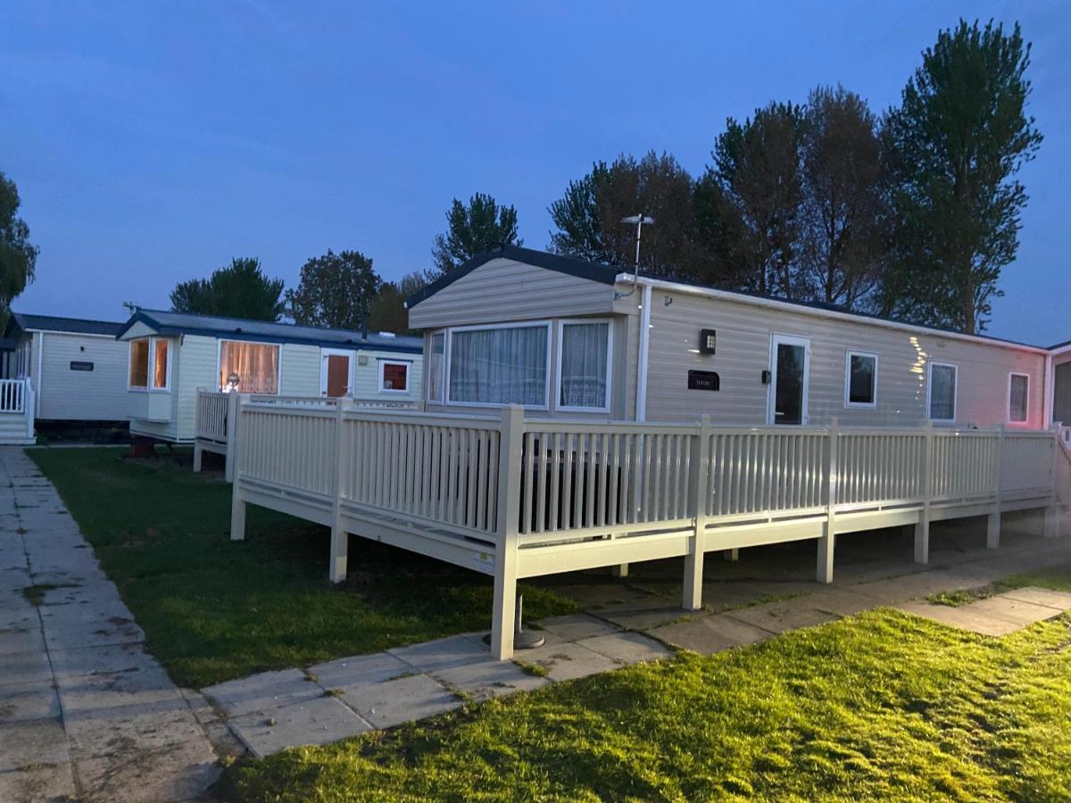 The Cedar Lake Southview Skegness Exterior photo